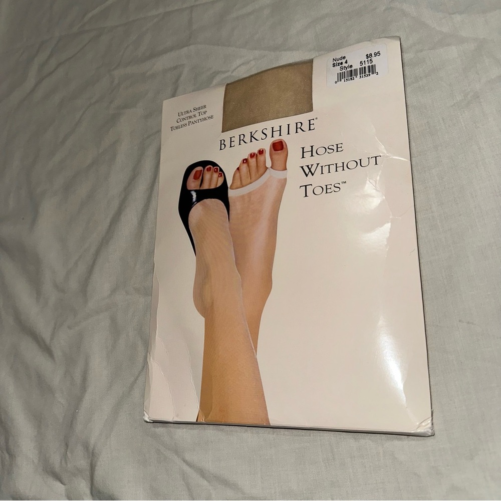 Vintage Berkshire Toeless Ultra Sheer Pantyhose - Nude - Picture 3 of 13